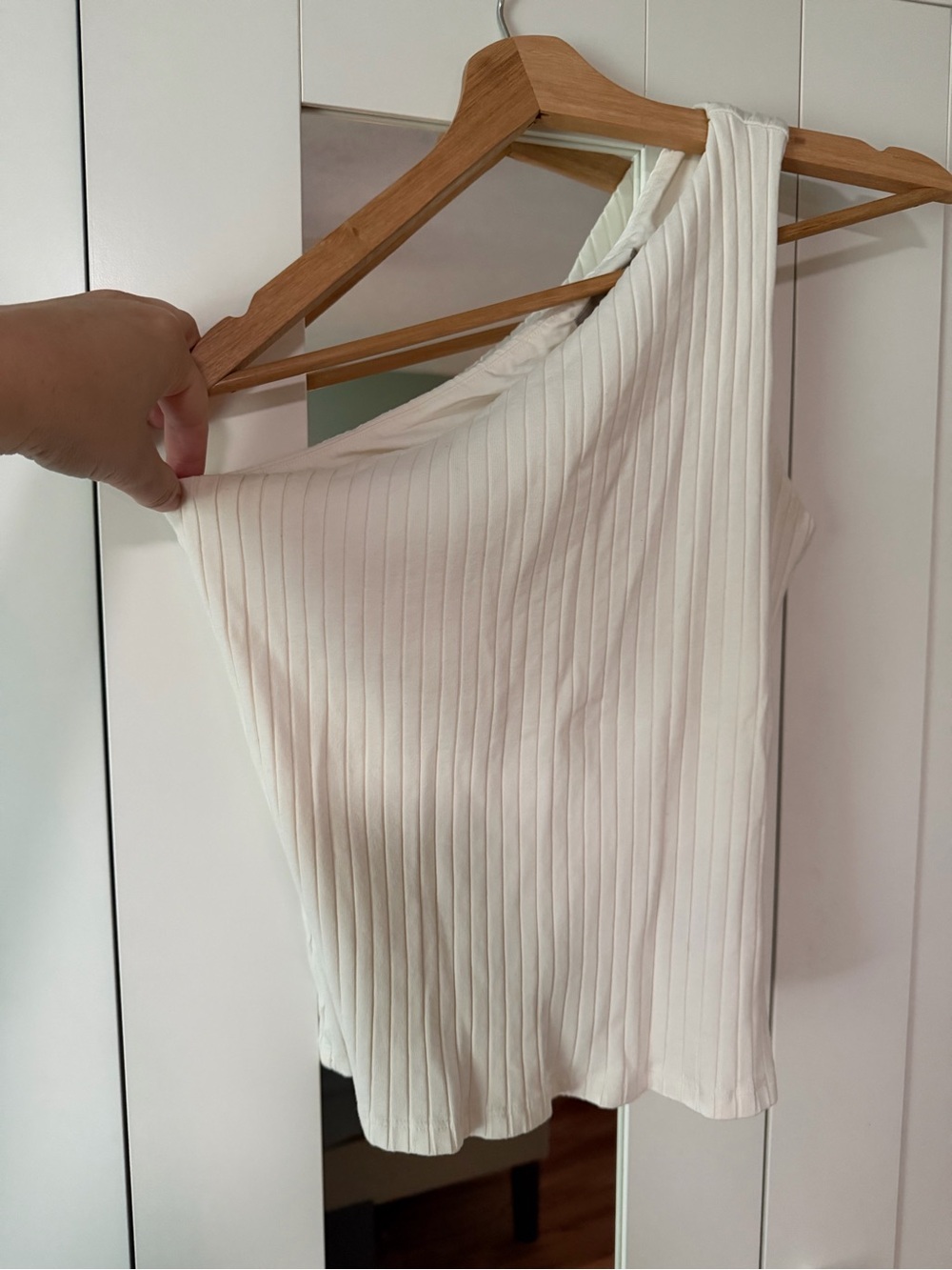 H&M White Ribbed One-Shoulder Tank Top